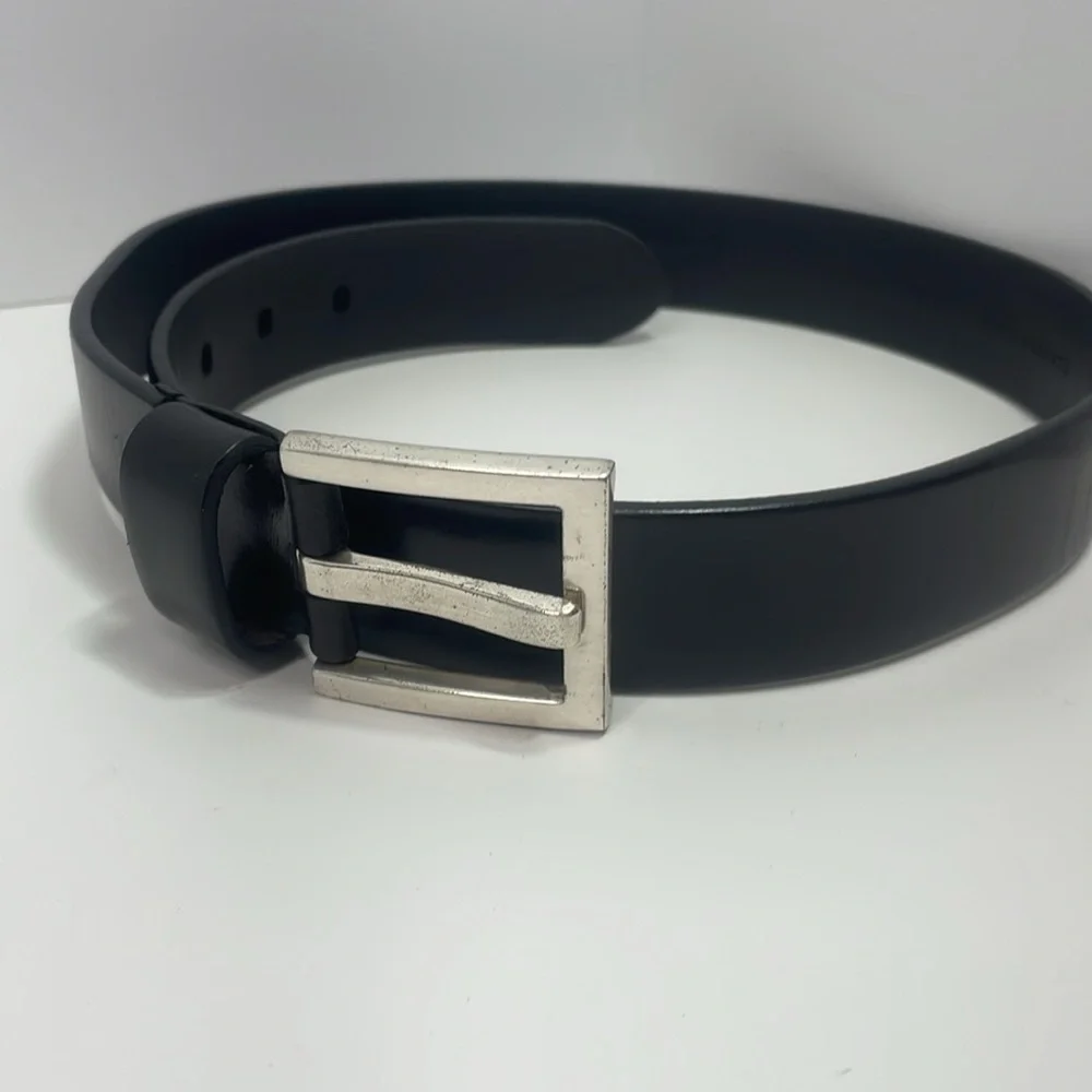 Kenneth Cole Black Genuine Leather Belt SN K1467 Size Medium